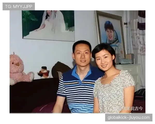 刘洋又被拍到深夜豪车门口站着,朋友圈这画风也太奢侈了吧? 刘洋又被拍到深夜豪车门口站着,朋友圈这画风也太奢侈了吧?